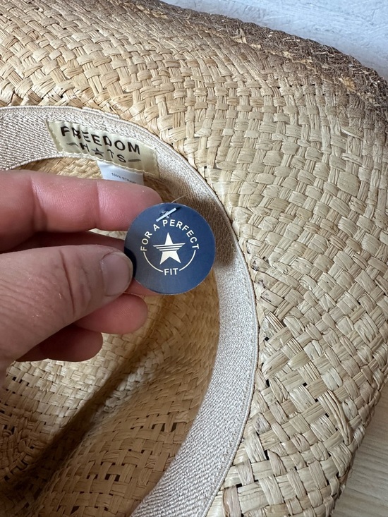 Freedom Hats Woven Straw Western Hat in Natural with Faux turquoise NWT - Picture 5 of 6